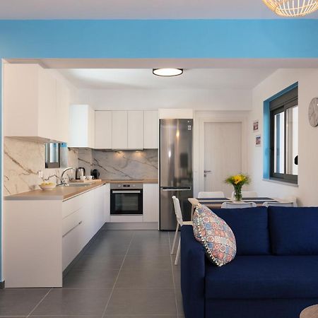 Greek Sky - New Modern Apartment With Shared Pool ตาวโรไนติส ภายนอก รูปภาพ