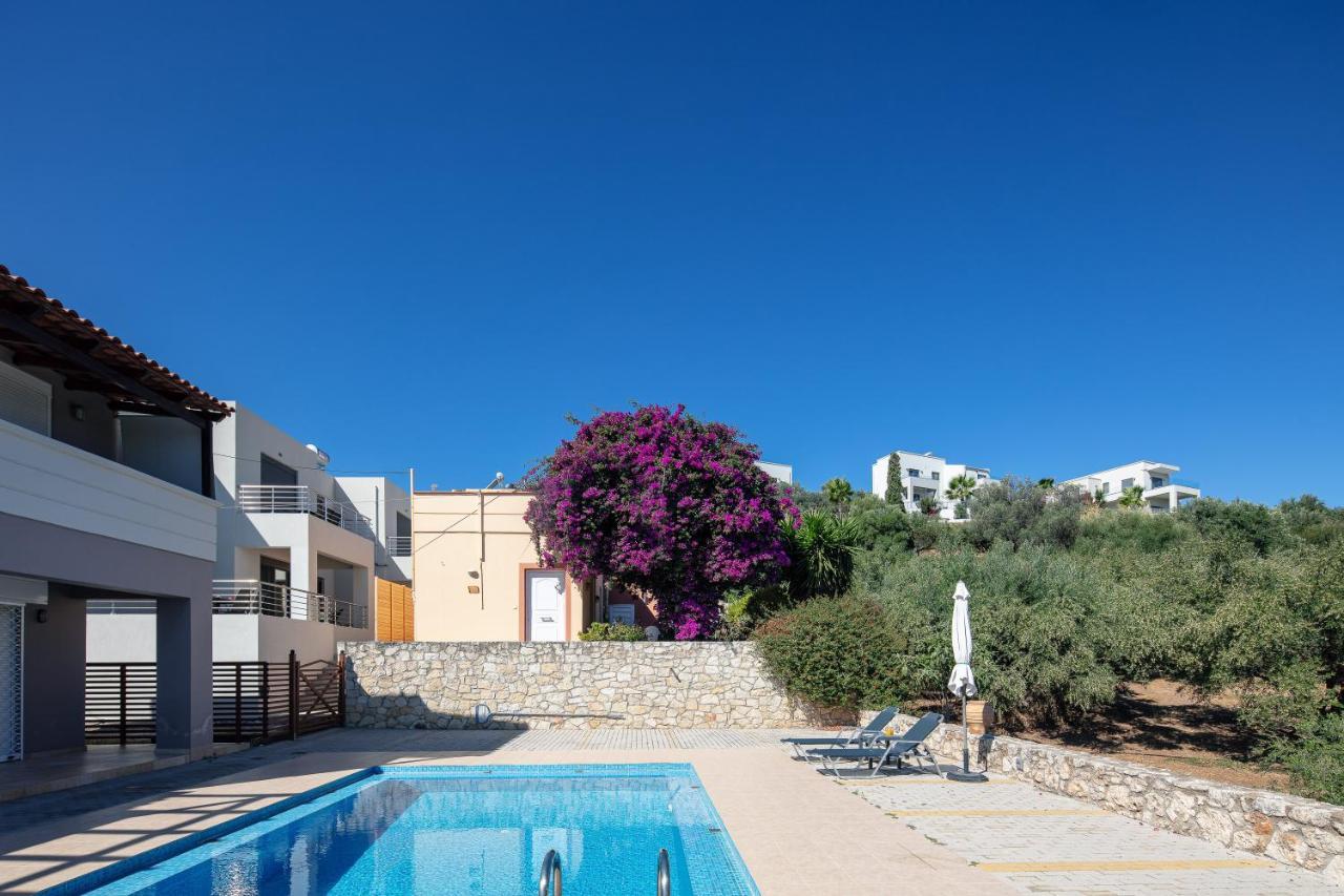 Greek Sky - New Modern Apartment With Shared Pool ตาวโรไนติส ภายนอก รูปภาพ