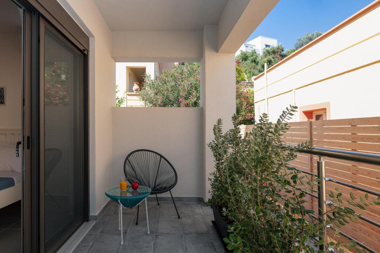 Greek Sky - New Modern Apartment With Shared Pool ตาวโรไนติส ภายนอก รูปภาพ